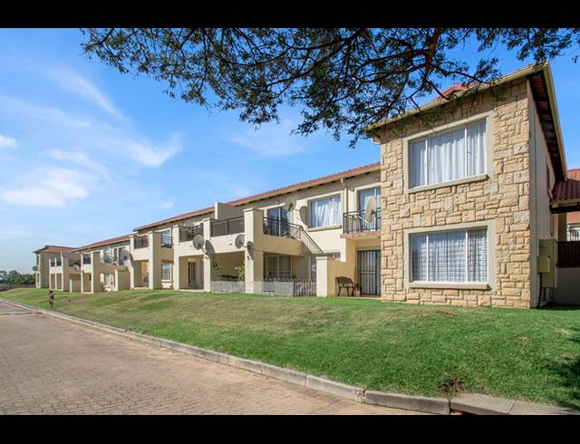 1 BEDROOM STUDIO APARTMENT TO LET IN NORTH RIDING AH
